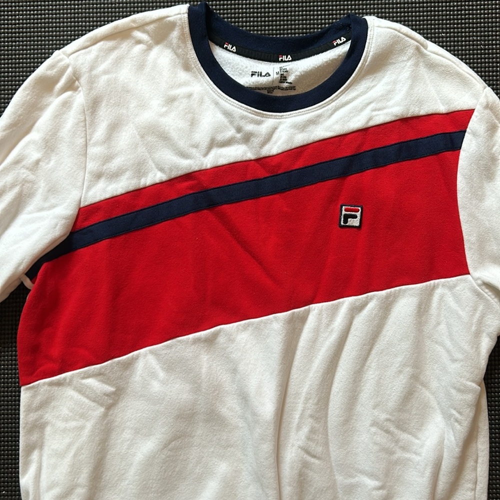 Fila crewneck sweater sz M